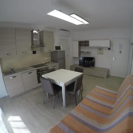 Trilocale Con Piscina Appartamento Caorle