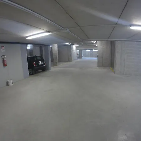 Appartamento Trilocale Con Piscina