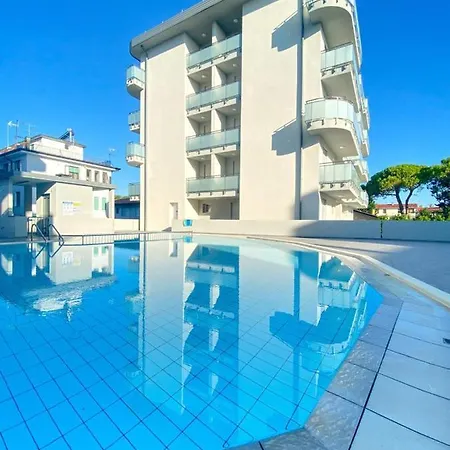 Trilocale Con Piscina Appartamento